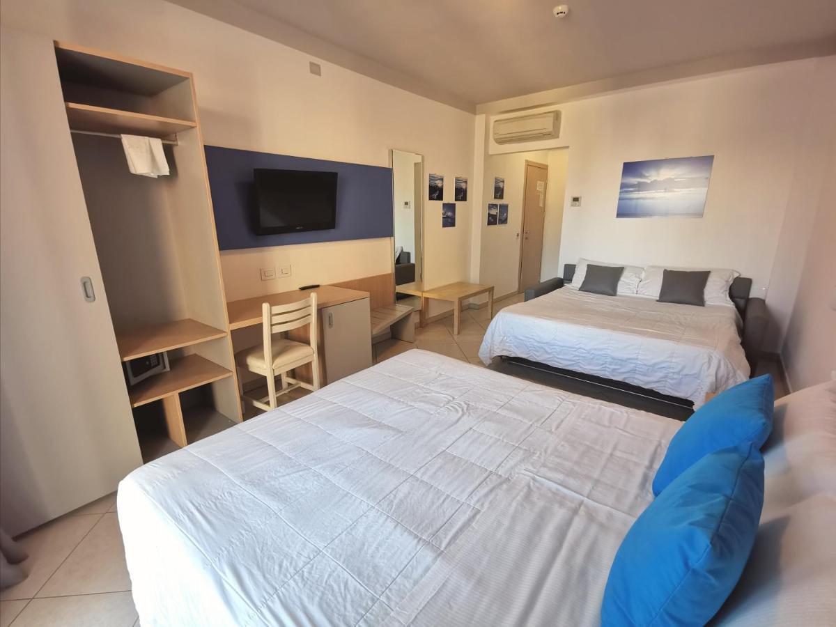 Hotel Oceanomare Пунта-Марина Екстер'єр фото