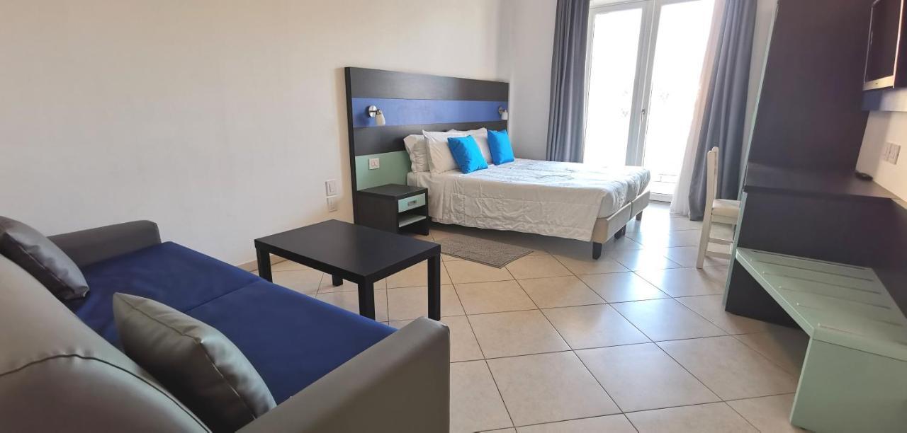 Hotel Oceanomare Пунта-Марина Екстер'єр фото