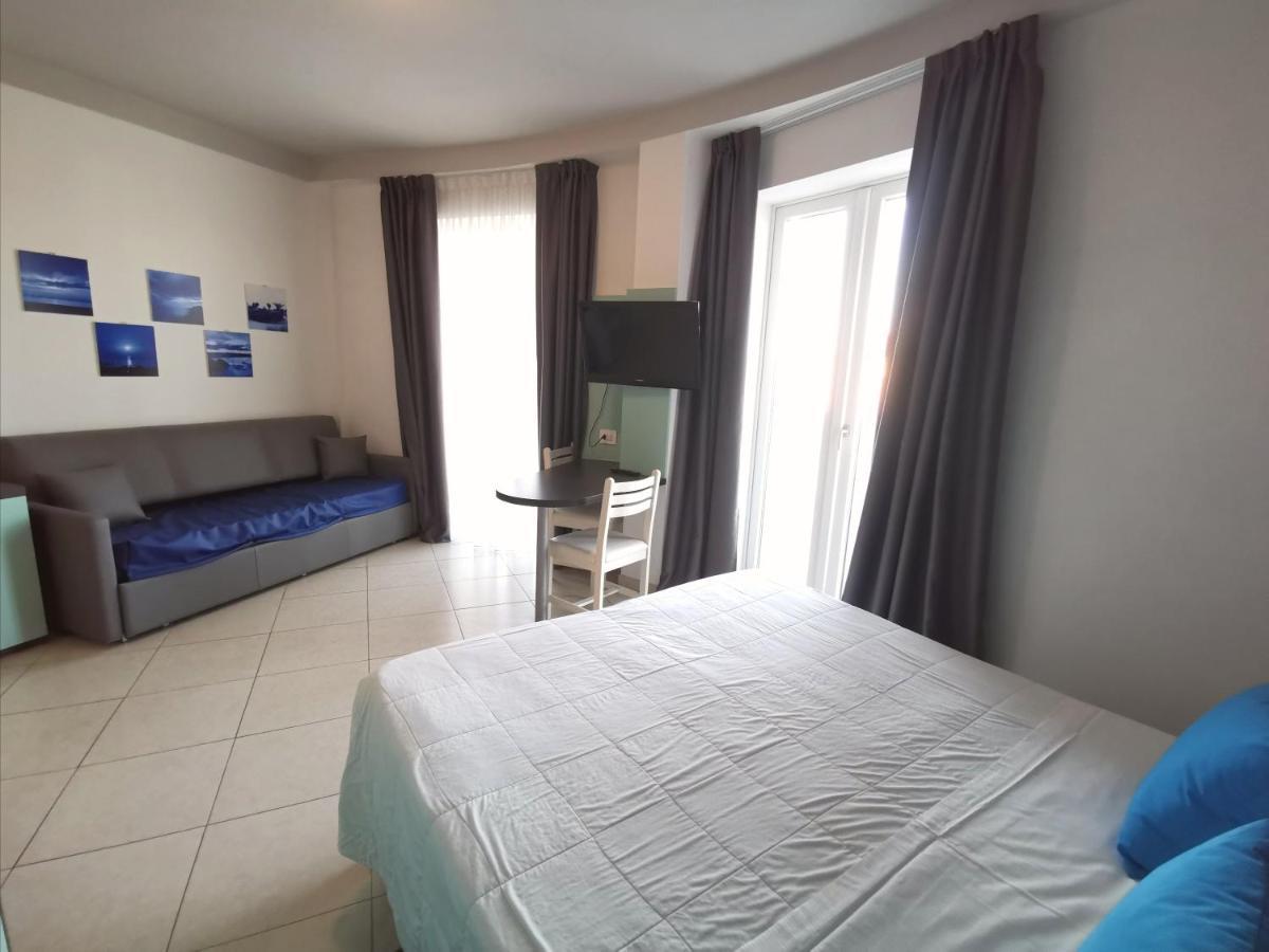 Hotel Oceanomare Пунта-Марина Екстер'єр фото